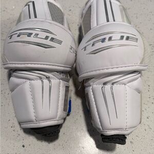 Lacrosse arm pads